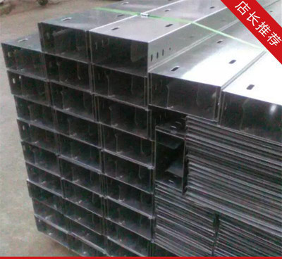 电缆桥架选购指南 不锈钢托盘式电缆桥架的规格与优势