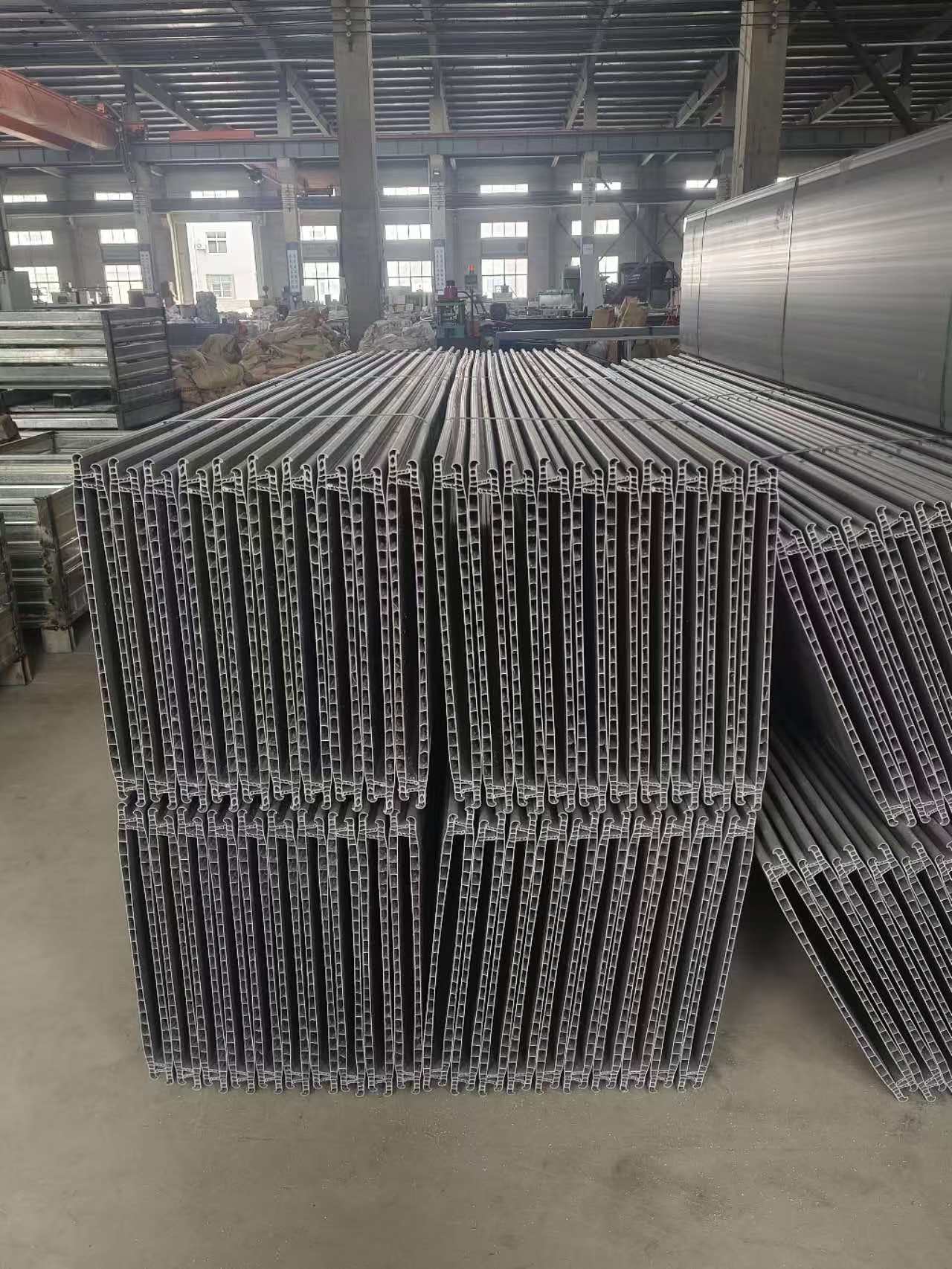 高分子复合型电缆桥架 现代电力与通信系统的防腐卫士